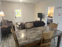 Guest House with pool, boat parking