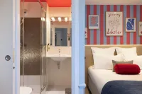 أوتل لا فولي ديه بريه - سان جيرماين دي-بريه فنادق في باريس