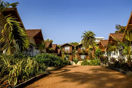 White Wood Resort by Stone Wood Hotels Отели в г. Морджим