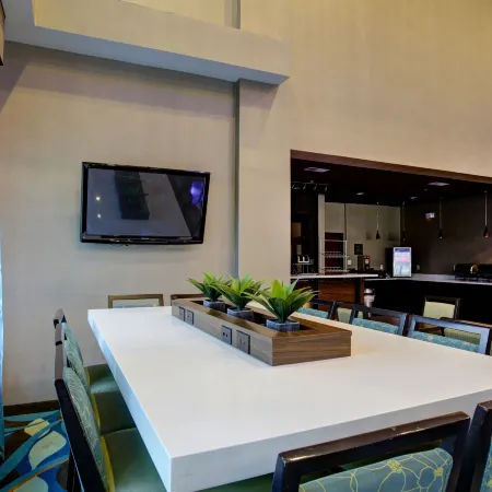 Comfort Suites Waco North - Near University Area