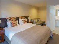 Apartments 118 Hotels near Saint Albans