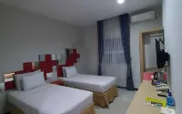Pondok Keluarga Osamaliki Hotel dekat JB