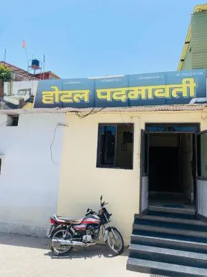 Hotel Padmawati by Grb Stays Hotels near Delwada Temple