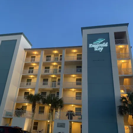 Emerald Key 502