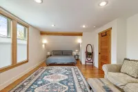 The Mountain House by WanderLodges Hotels in Ashland