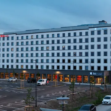 ibis Berlin Airport Hotels near Ferdinand-Braun-Institut