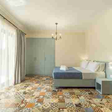 Altirina Studios Rooms