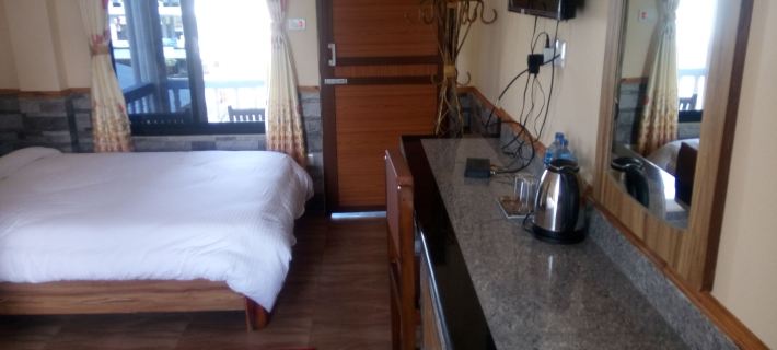 Kingfisher Jungle Trekking Tour Hotels in Sauraha