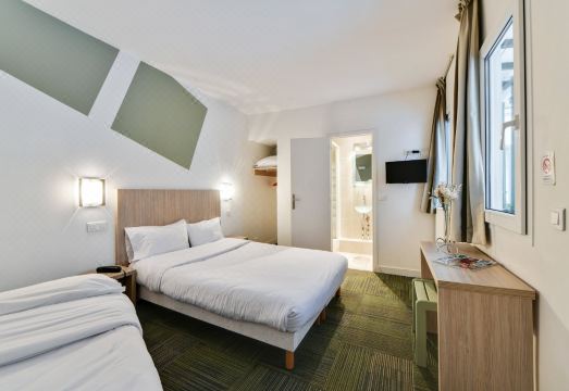 1. 호텔 앙글테리 ..