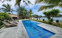 Istana Ombak Eco Resort Hotel a Donorojo