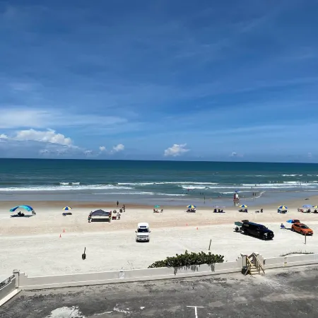 Silver Beach Club Отели рядом с достопримечательностью «Парк Сан Сплэш»