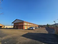 Deluxe Inn
