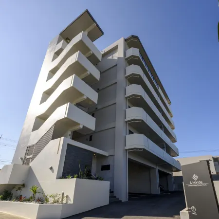 Monde. Okinawa Arena Condominium