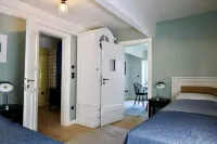 Wohnung 4 Personen in Nieblum Các khách sạn ở Nieblum