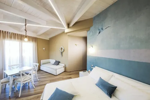 Vicolo Malavolta 7 Rooms and Suites Hotels in Marina di Massignano