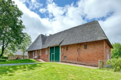 Wellnessferienhaus in Dagebull Auf Einer Warft