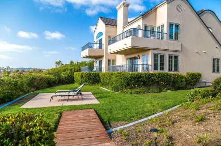 Villa l'Auberge Отели рядом с достопримечательностью «Торрей Пайнс Стейт Бич»