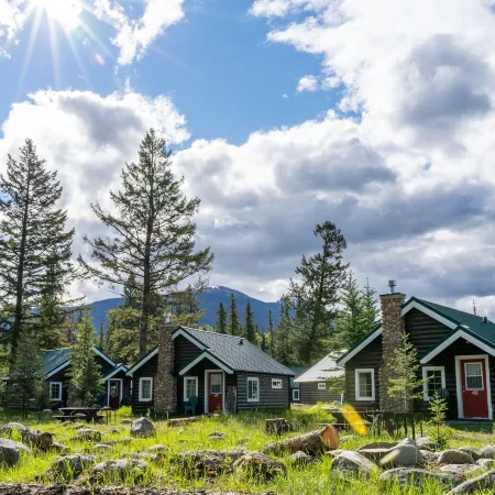 Pine Bungalows Отели в г. Джаспер