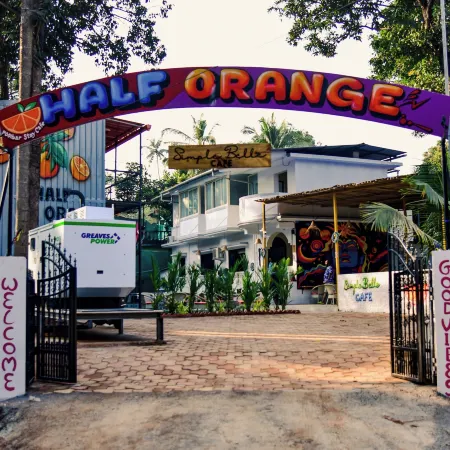 Half Orange Hostel