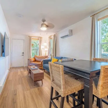 Charming Family 2Br Midtown Reno - Pets Welcome