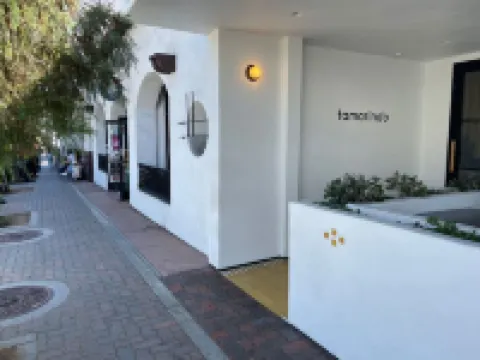 Walk To Beach 2BR Top Location - AA