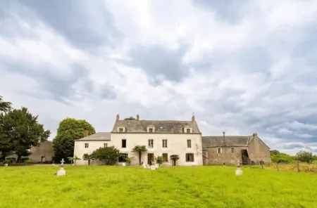 Manoir de l'Aisnerie Отели рядом с достопримечательностью «Audencia Bachelors»