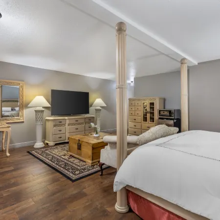 Hotel Fuzion Inn & Suites
