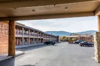 Econo Lodge Inn & Suites Kalispell - Glacier National Park Gateway - 2-نجوم
