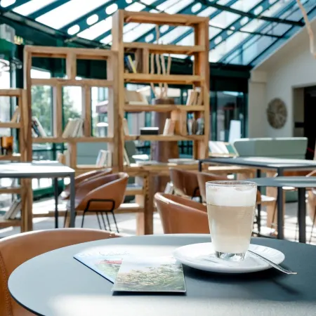 Hotel Amadeus Frankfurt Отели рядом с достопримечательностью «Станция Offenbach Bieber »