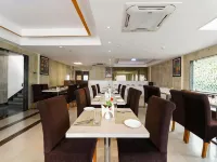 Rohhotel Hotels in Dondaparthy