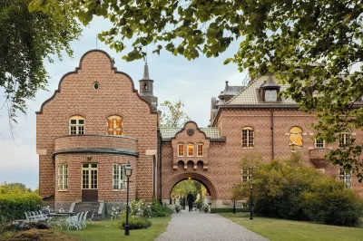 Engsholms Slott Hotels near Skylt ang Sörmlandsleden