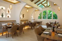 Hideaway Rio Celeste Hotel - Breakfast