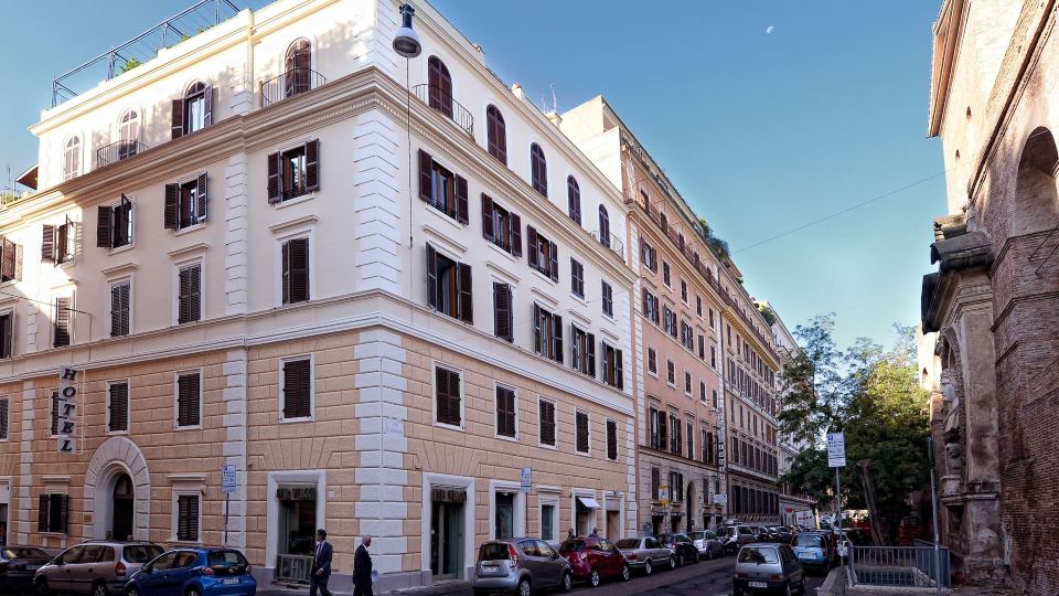 Hotel Golden