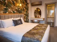 Mateo Hotel Hotels near Beylerbeyi