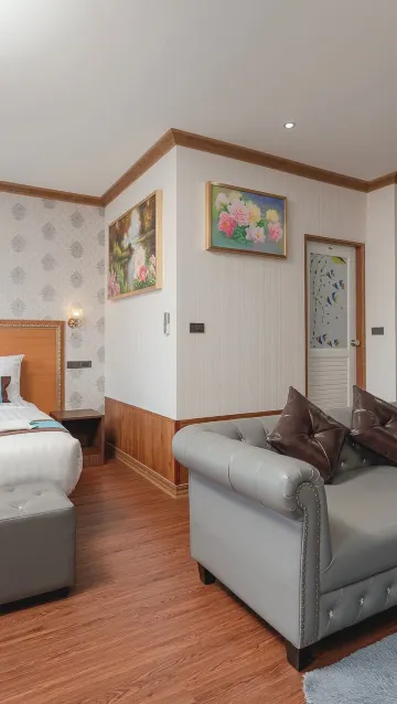 ห้องดีลักซ์ เตียงใหญ่ 1 เตียง