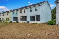 Beautiful and Spacious 3-bedroom townhome in Crawfordville