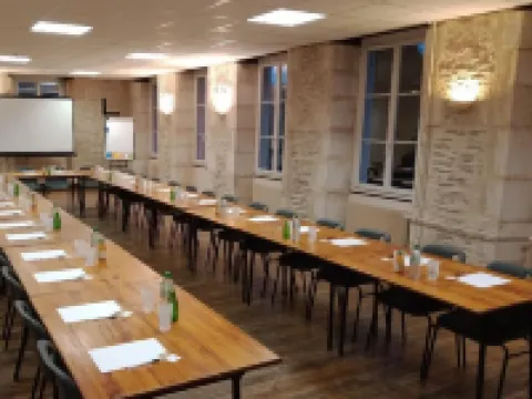 Domaine Ferme Sainte Anne Hotels in Langres