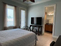 Charming 2-bedroom condo in brilliant South Padre Island minutes from beach