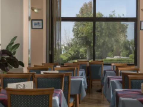 Delfini Hotel Hotels in Patrai