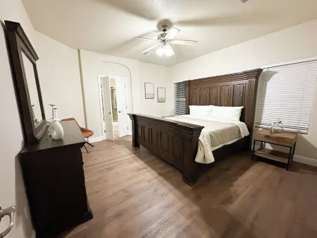 Spacious 4-bedroom house in Odessa with close to restaurants and retail stores.