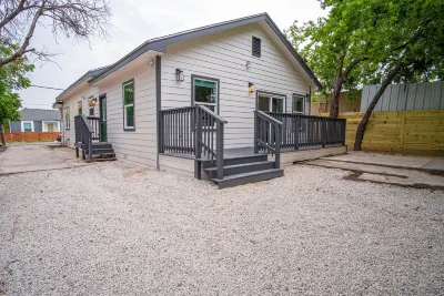 Your Dream Stay 4Br2BA Near Downtown Riverwalk Hotel di 