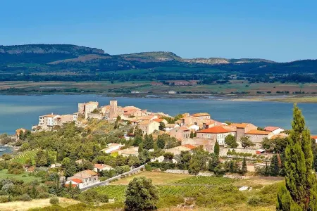 Lalagunebages, Panoramic View & Spa Отели в г. Сижан