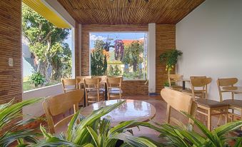 Hoa May Hotel