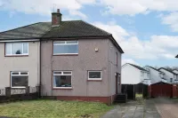 4 Bedrooms-2Bath-Free Parking Hotels in 