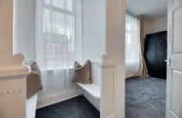 The Wingrove Retreat by Week2Week Contractor & Business Travel Stays