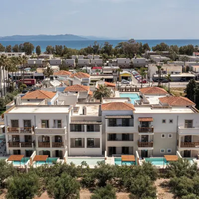 Aegean Houses Hotel berhampiran Pantai Lambi