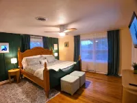 2bed /1bath TH - 7min Six Flags, 14min Navy Base