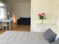 Vacation on the Trave - with a garden view