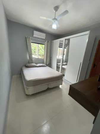 Toca do Pato Pousada Отели в г. Trindade