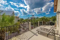 New Listing! Charming 4-bedroom Luxury home!